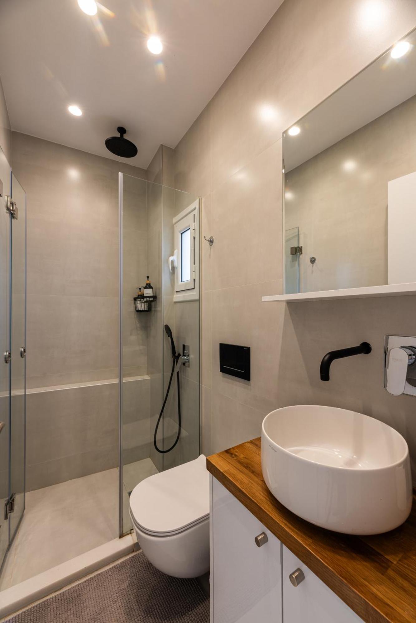 Modern Studio Apartment B Atina Dış mekan fotoğraf